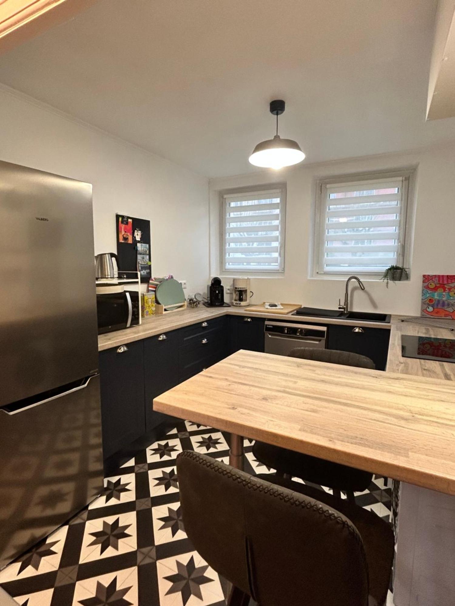 Appartement Bel , Proche Tram Place De Strasbourg Acces Centre Ville, Plages *